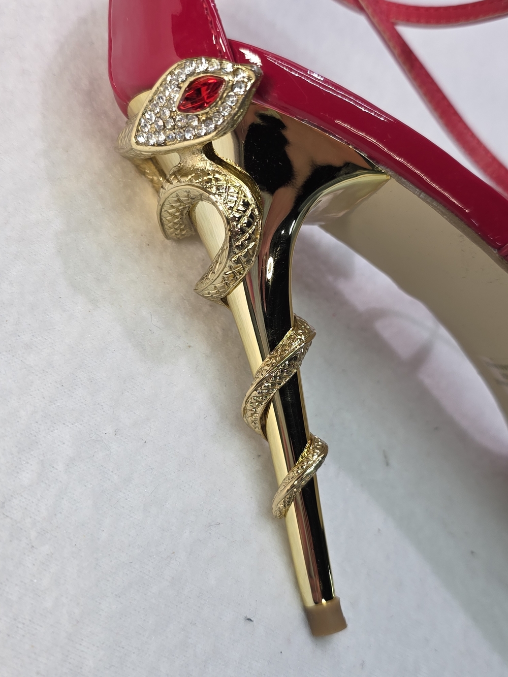 Shoe Dazzle Red Patent Strappy High Heel Sandals Gold Snake Shaped Stiletto NEW - Picture 5 of 14